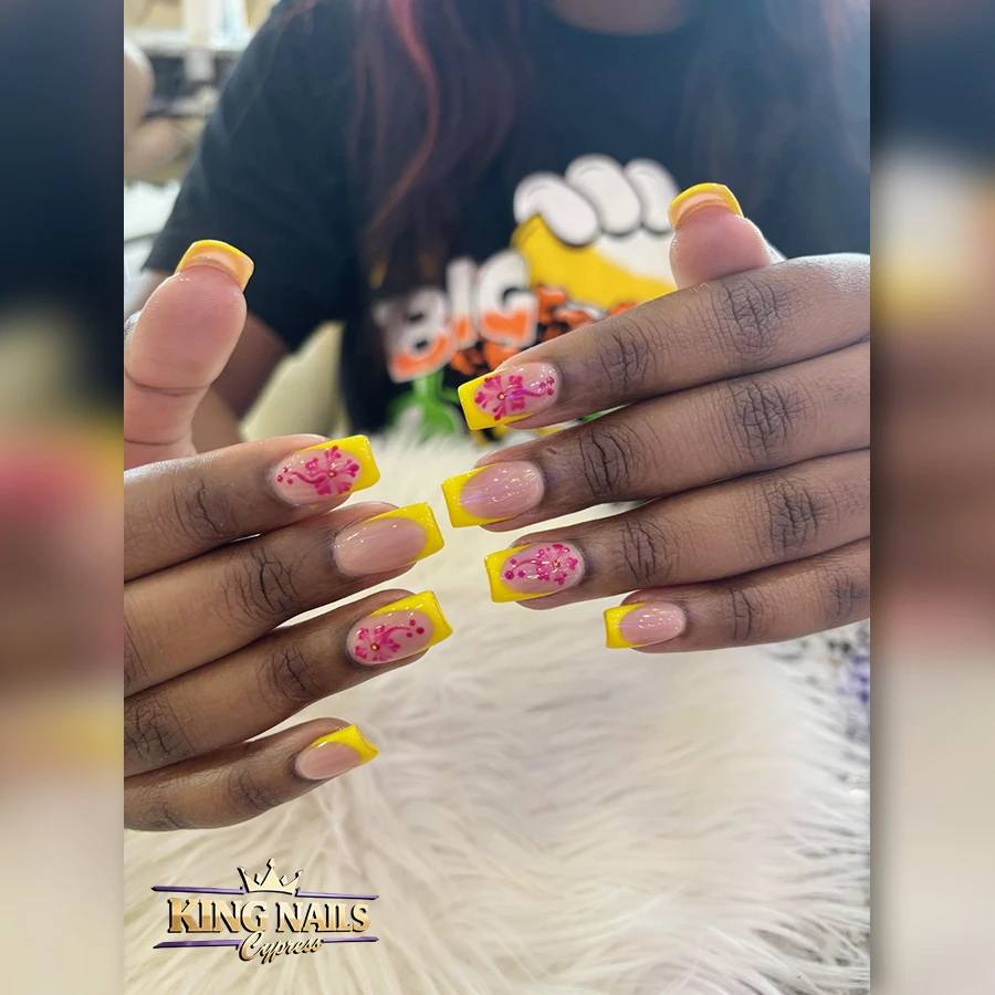 A Moment to Refresh Your Look_July 23